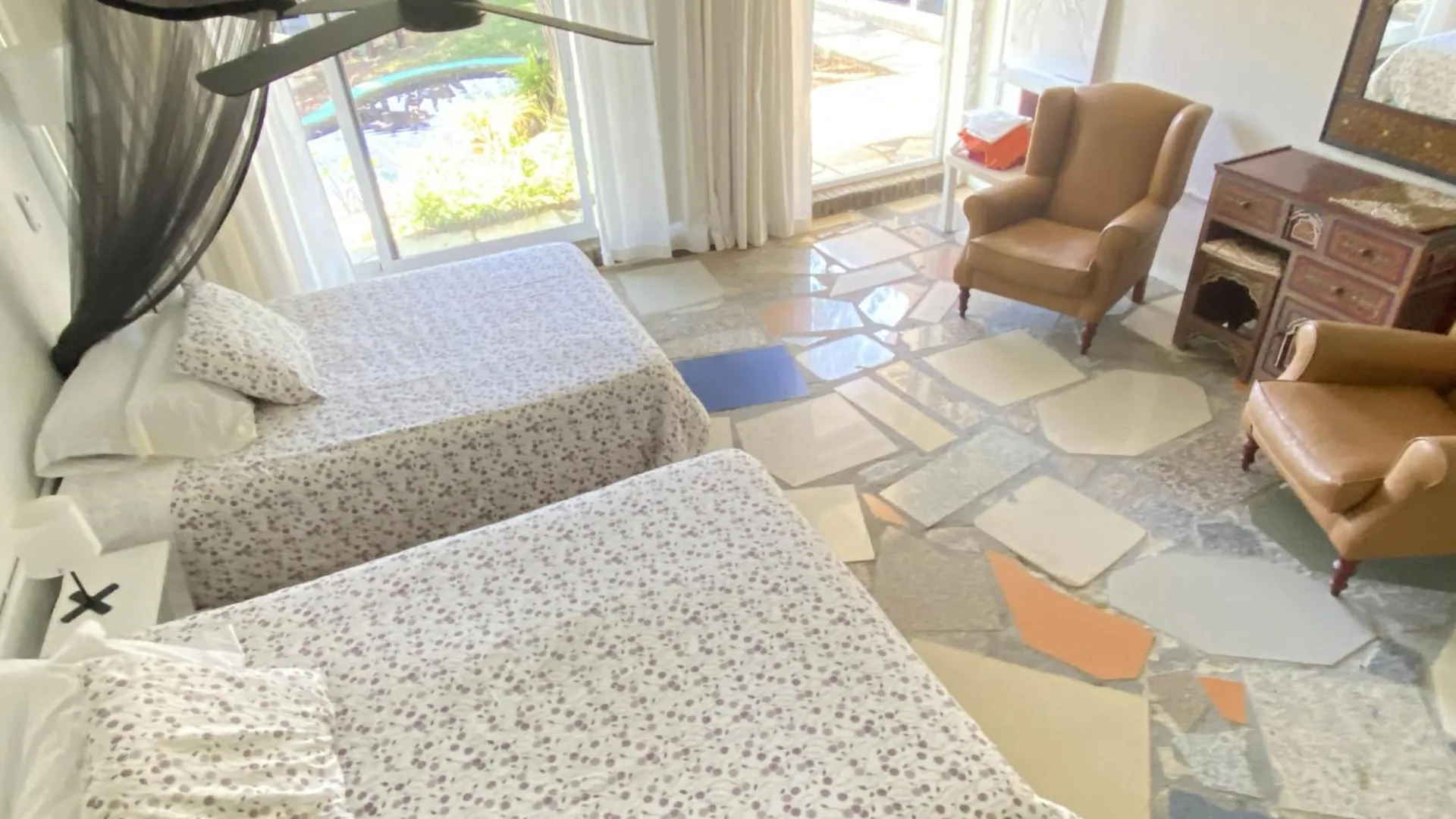 Jacaranda Apartment Cadiz 0*,